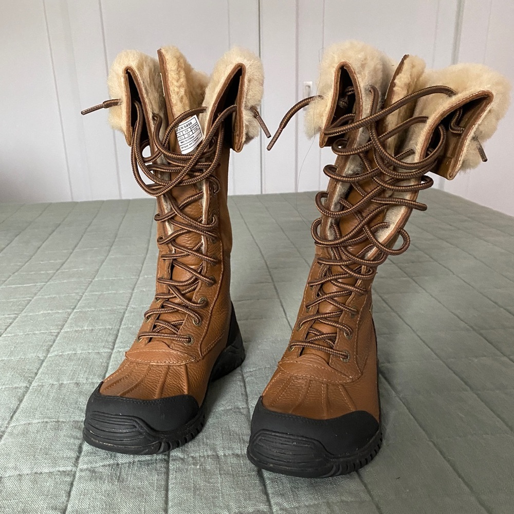 UGG Adirondack Tall Boots - chestnut, size 6